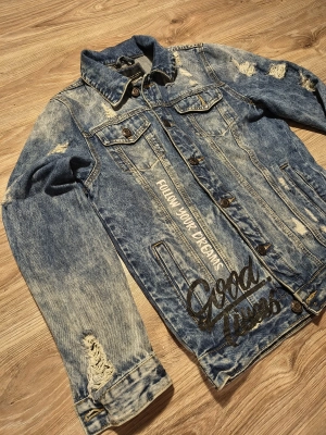 Kurtka jeansowa