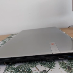 Laptop Packard Bell 15 cali jak nowy