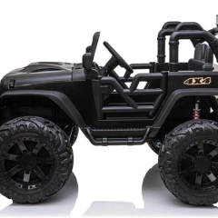 Potężny Jeep Rubicon marzenie każdego faceta