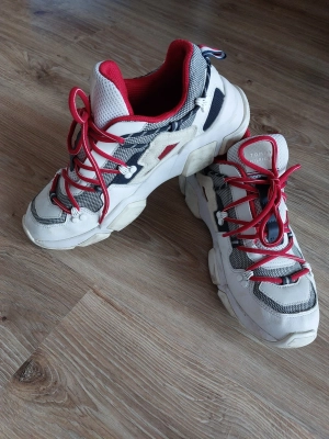 Buty sneakersy Tommy Hilfiger