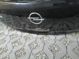 Klapa bagażnika kompletna Corsa D | 5 drzwi | 2009 rok | czarna