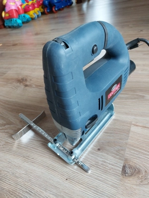 Nowa mocna wyrzynarka Craftmen England 1050 watt