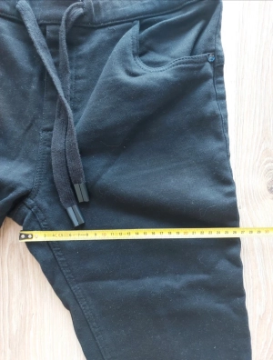 Spodnie joggery czarne Diverse