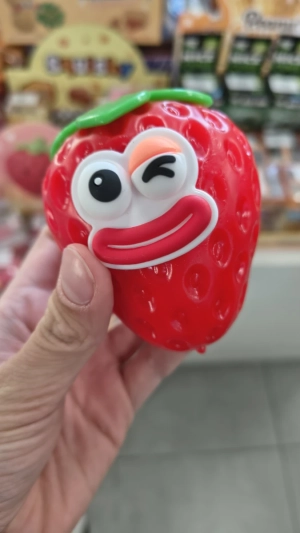 Nowe gniotki oryginalne Truskawka